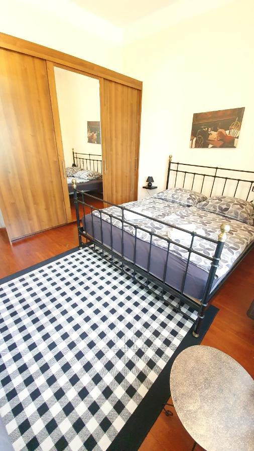 Deak Apartman 쇼프론 외부 사진